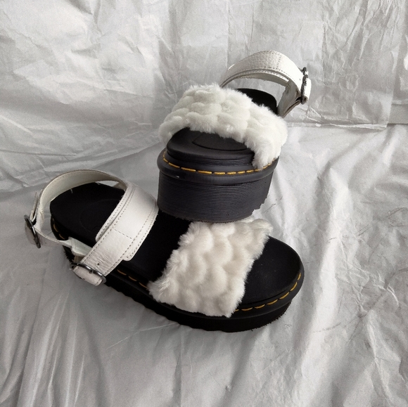 Dr. Martens Voss Quad Fluffy size 8L - Picture 5 of 16